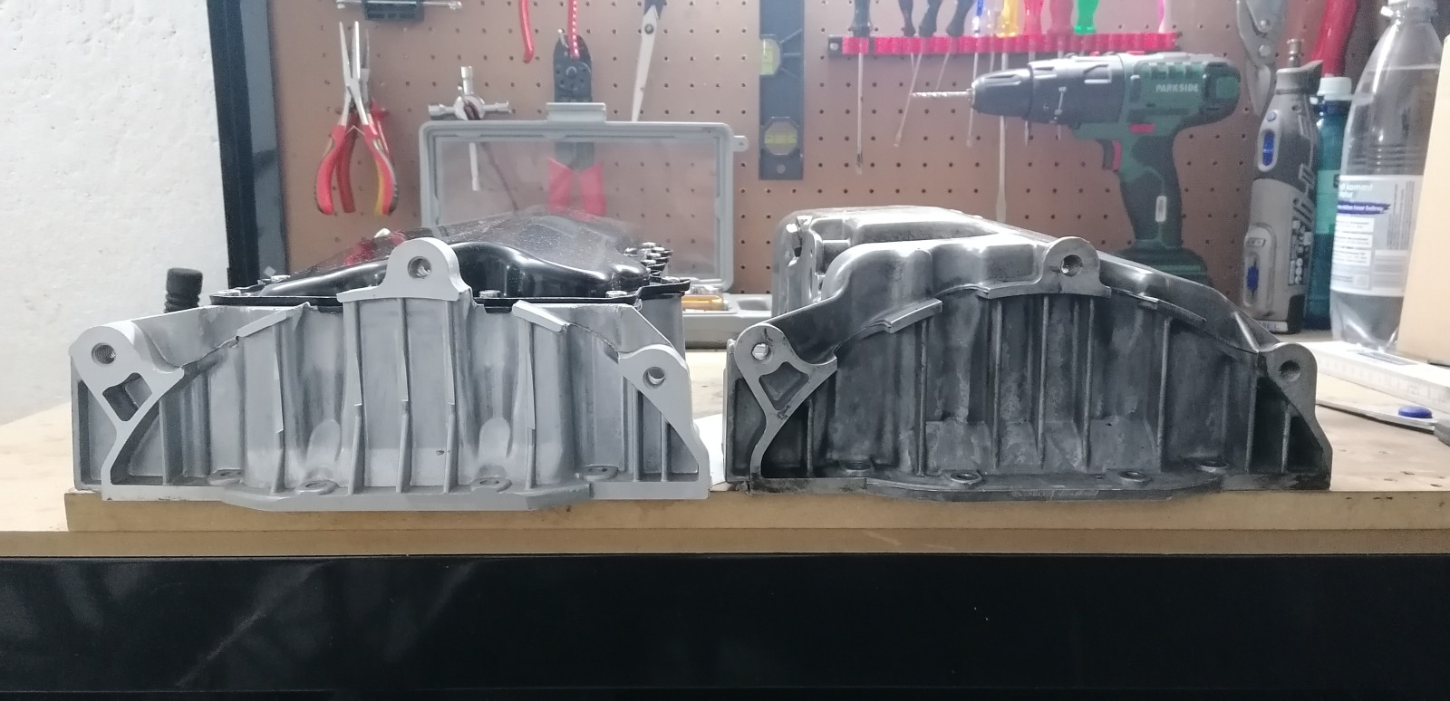 AUDI TT 1.8T APX Motor 224PS / gibt es ein Schwallblech in der Ölwanne?