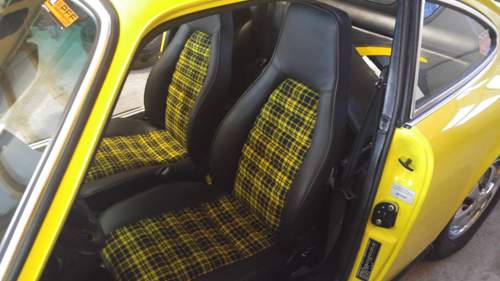 Schwarzes Label unter Schloß