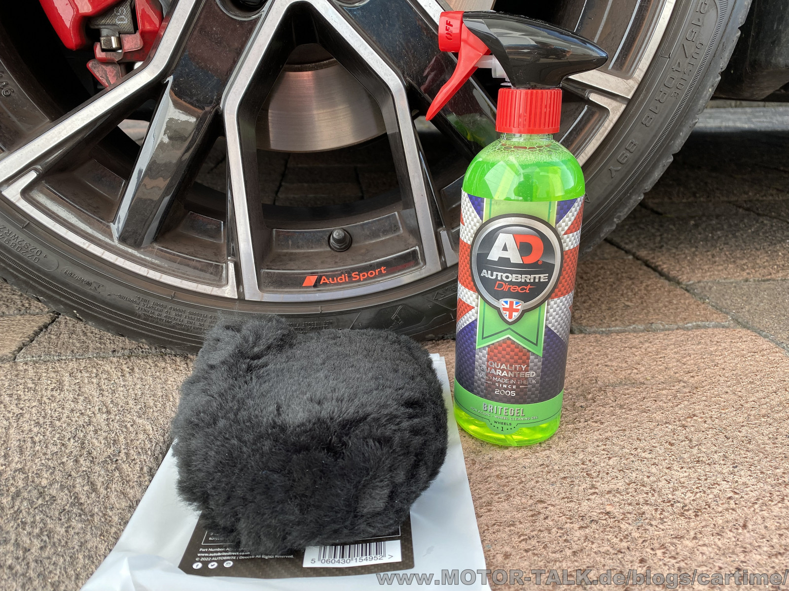 Britegel und Woollen Wheel Mitt