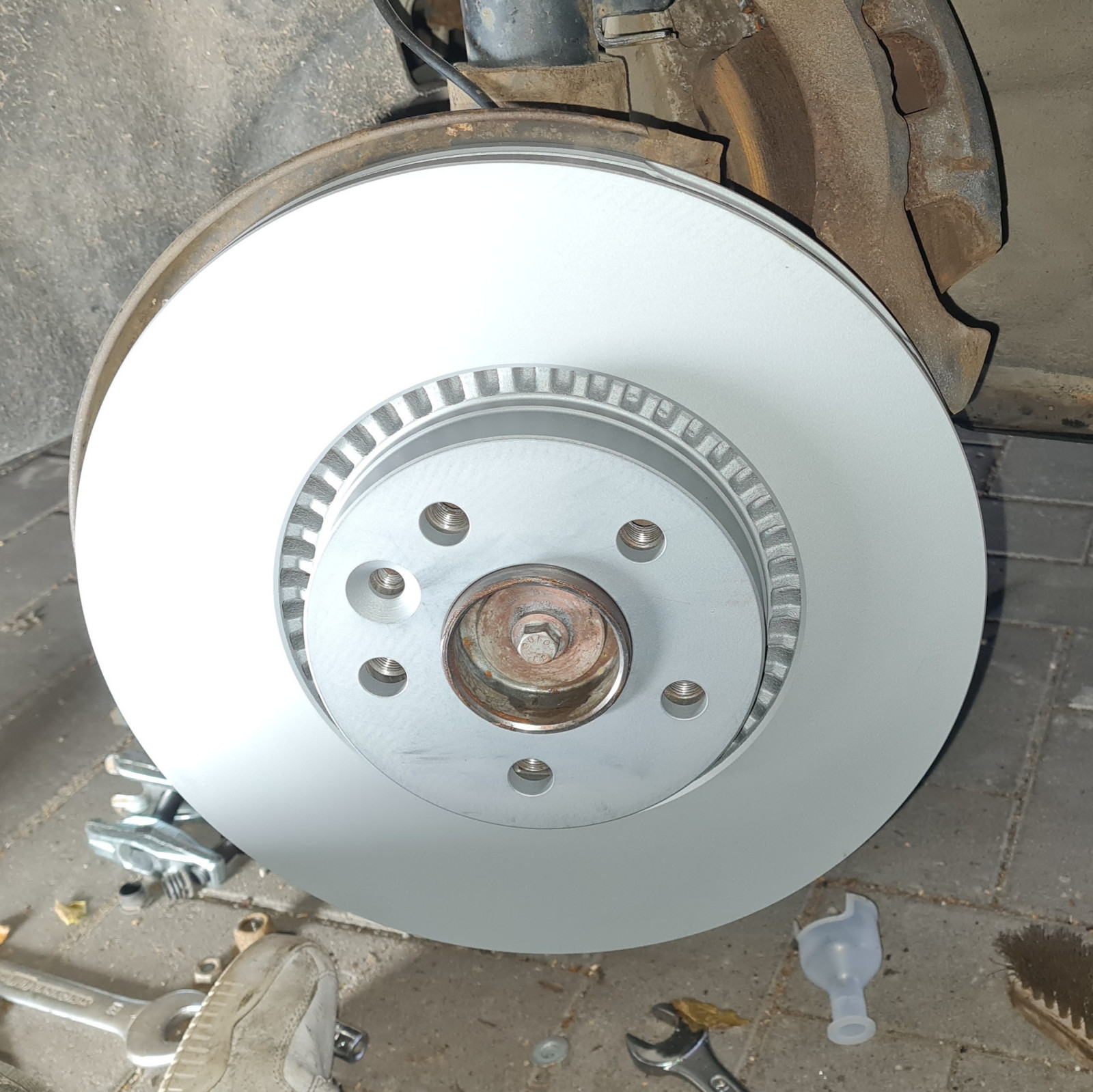 Bremsscheibe aufgesetzt