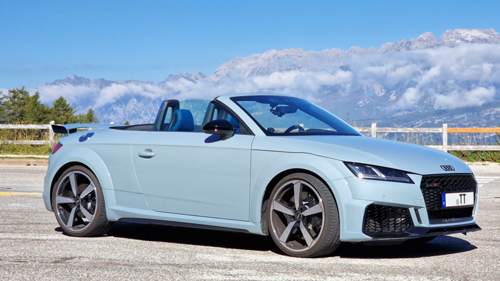 TTRS Pfeilgrau außenund Oceanblue innnen