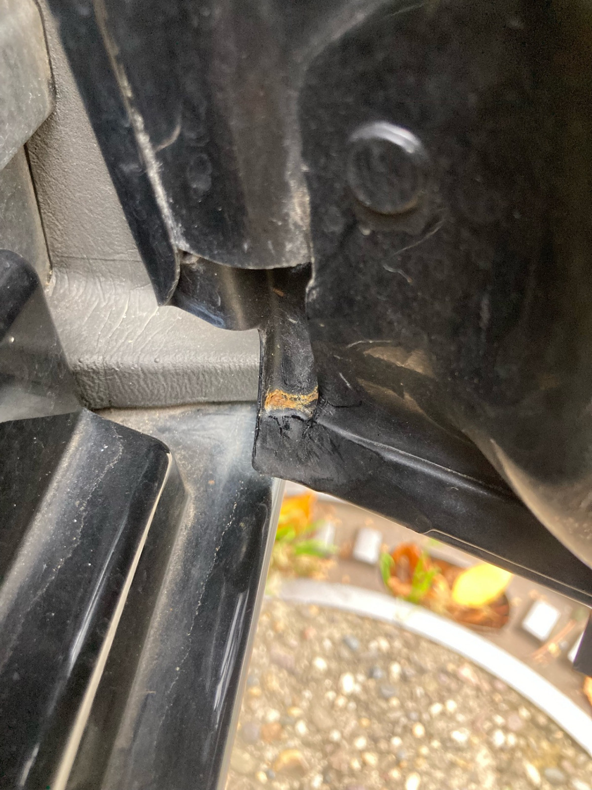 Rost an BMW F10/F11 Türen nach Kulanz/Lackierung von Bmw