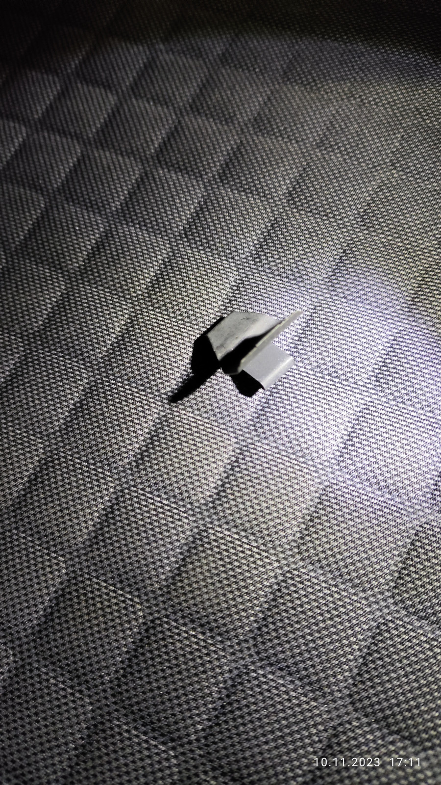 Nach HSF Ausbau Klammer übrig geblieben, wo kommt diese hin?