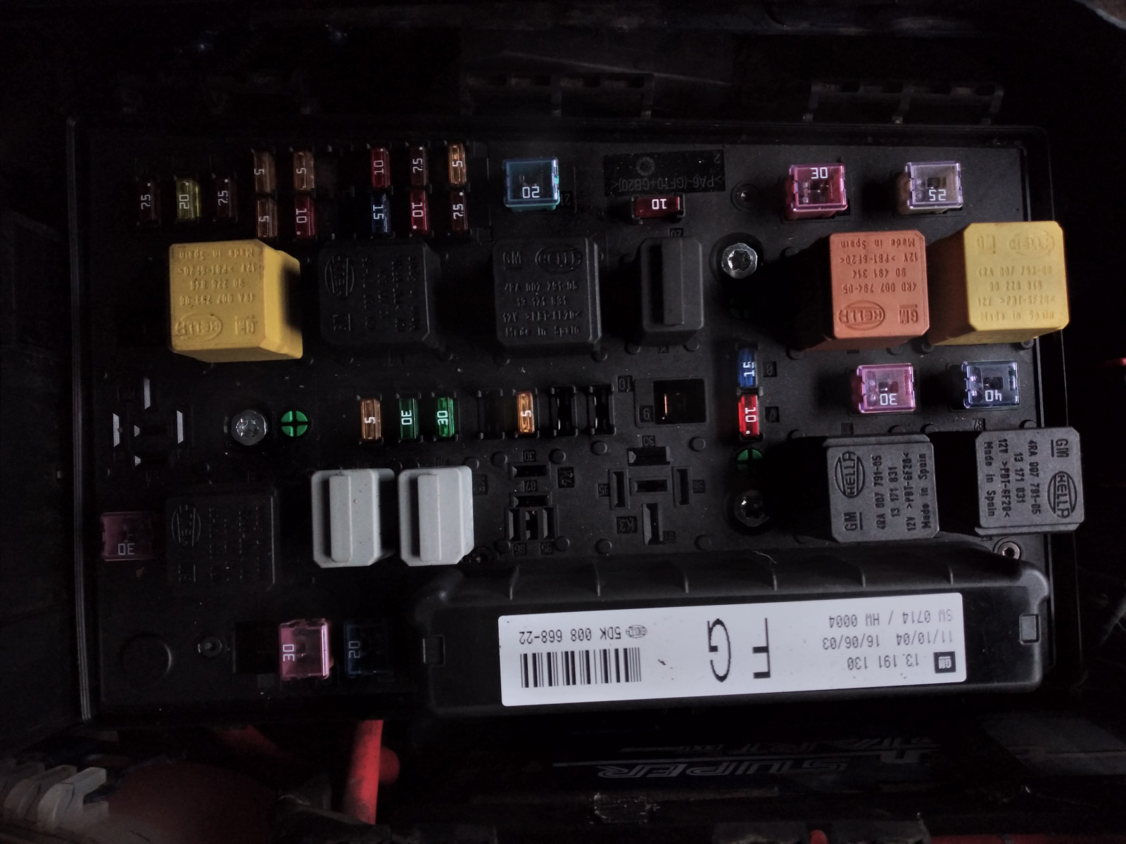 Opel Astra H, Relais für Kühlerlüfter wird vom Motorsteuergerät nicht mit Masse versorgt