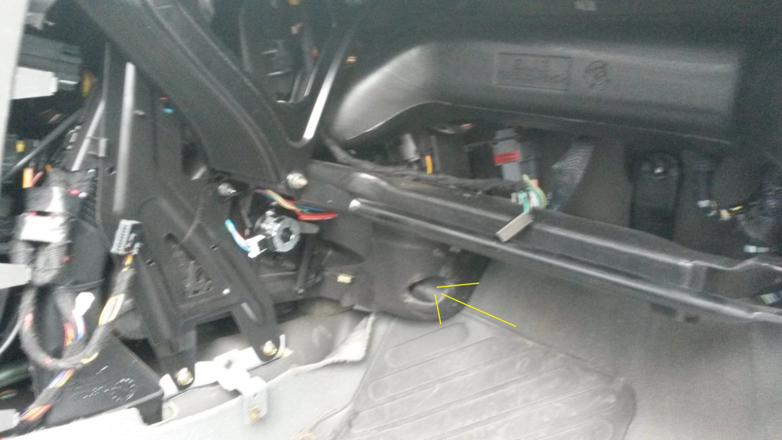 Gebläse läuft ohne Zündung weiter