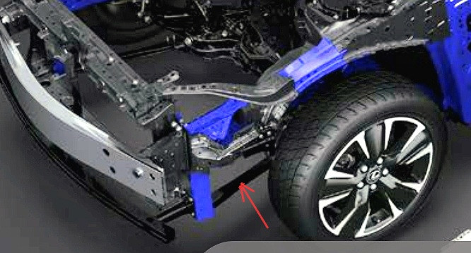 Lexus UX 250h Vorderachse