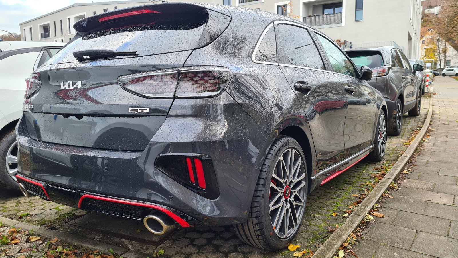 Absurde Lieferzeiten Ceed?