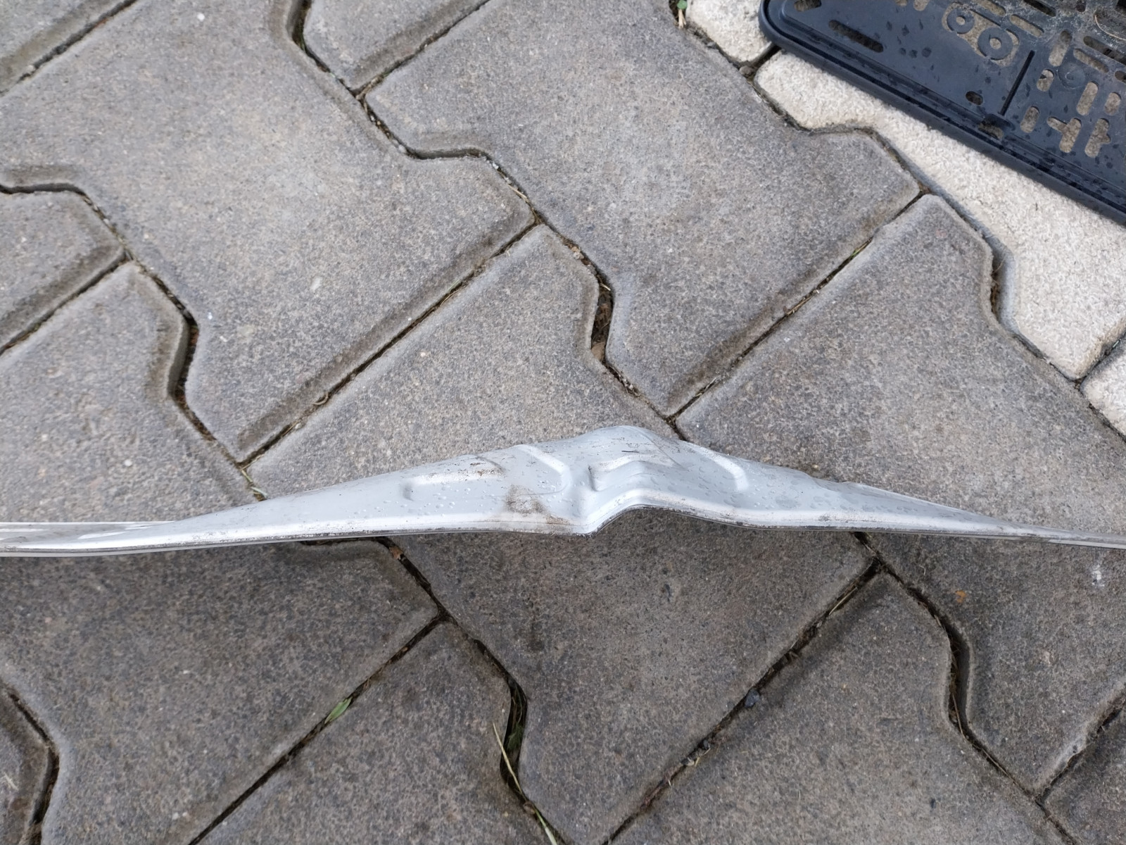 Peugeot 308 1.4 (2010-2012) / Nummerschild incl. Halterung eingedrückt, Überprüfung Airbagsensor