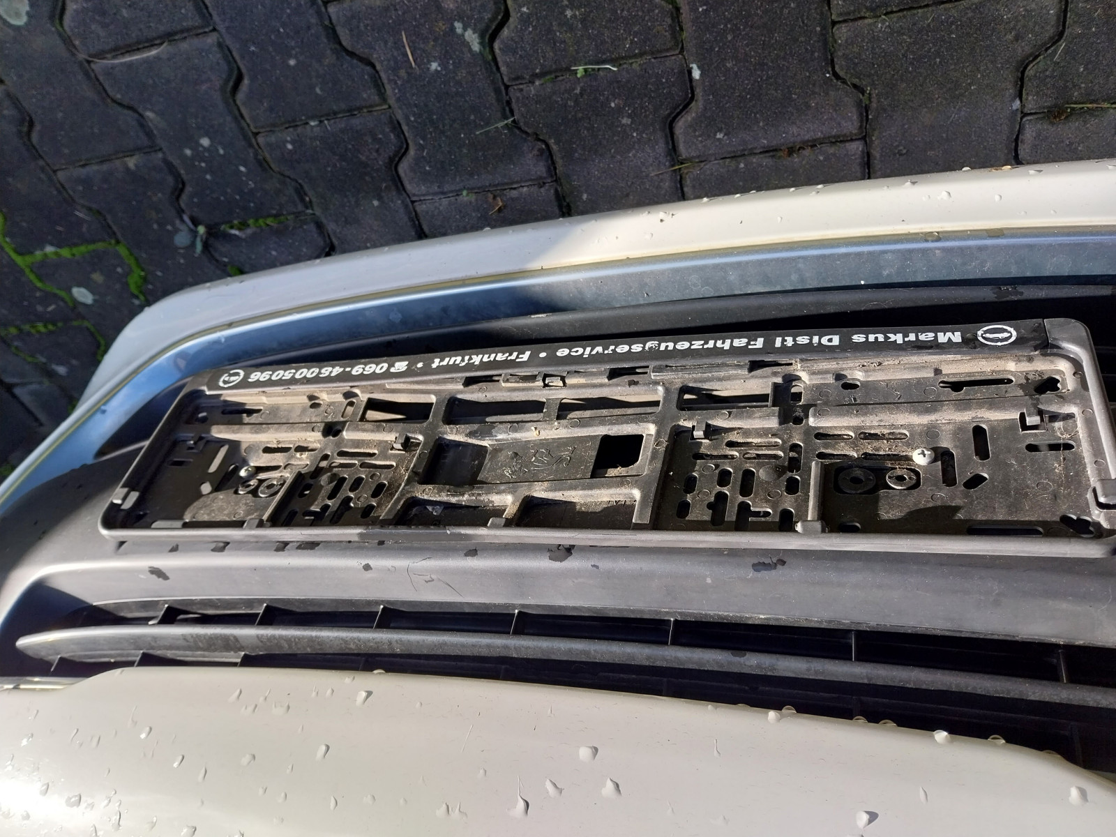 Peugeot 308 1.4 (2010-2012) / Nummerschild incl. Halterung eingedrückt, Überprüfung Airbagsensor