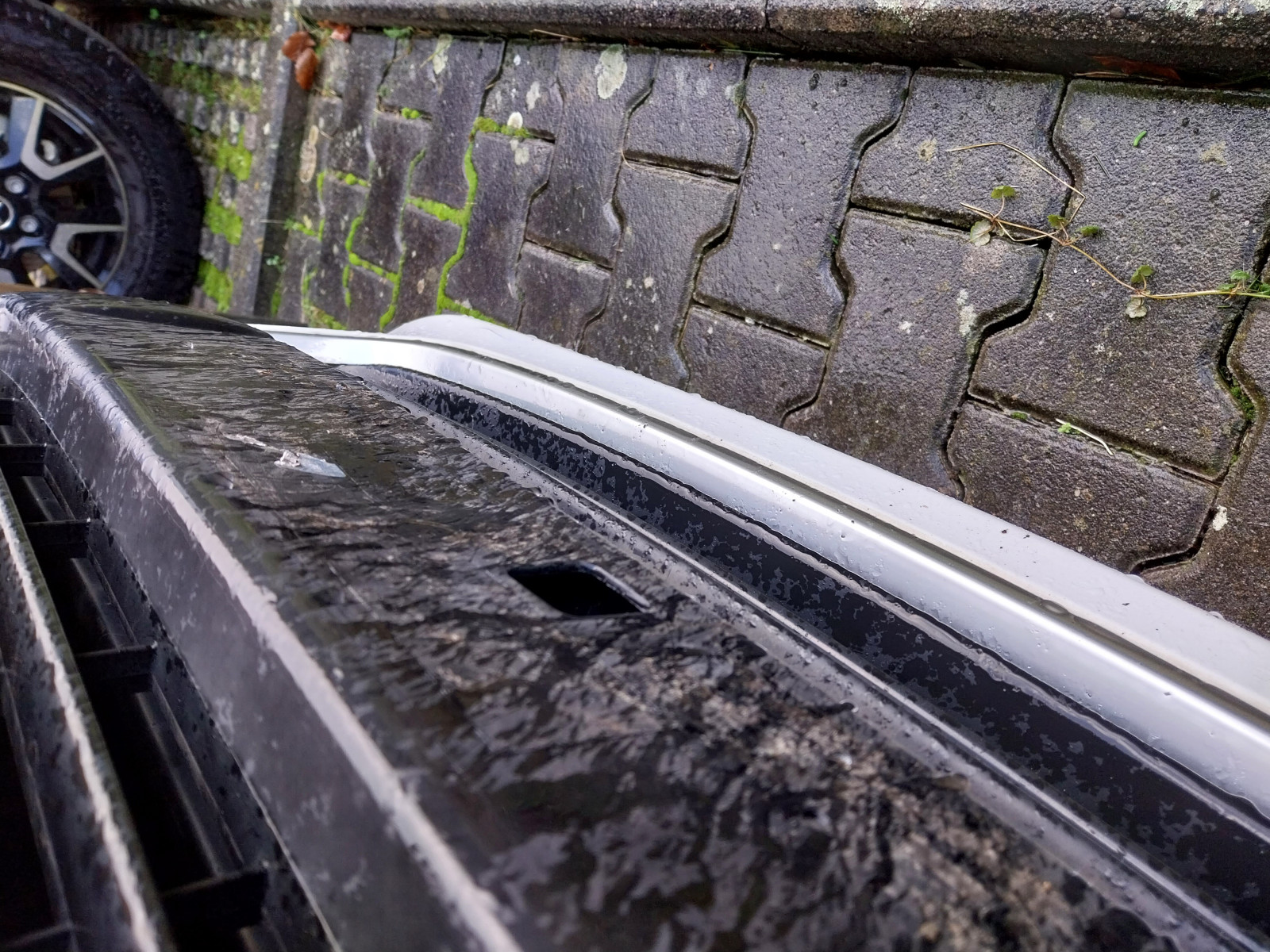 Peugeot 308 1.4 (2010-2012) / Nummerschild incl. Halterung eingedrückt, Überprüfung Airbagsensor