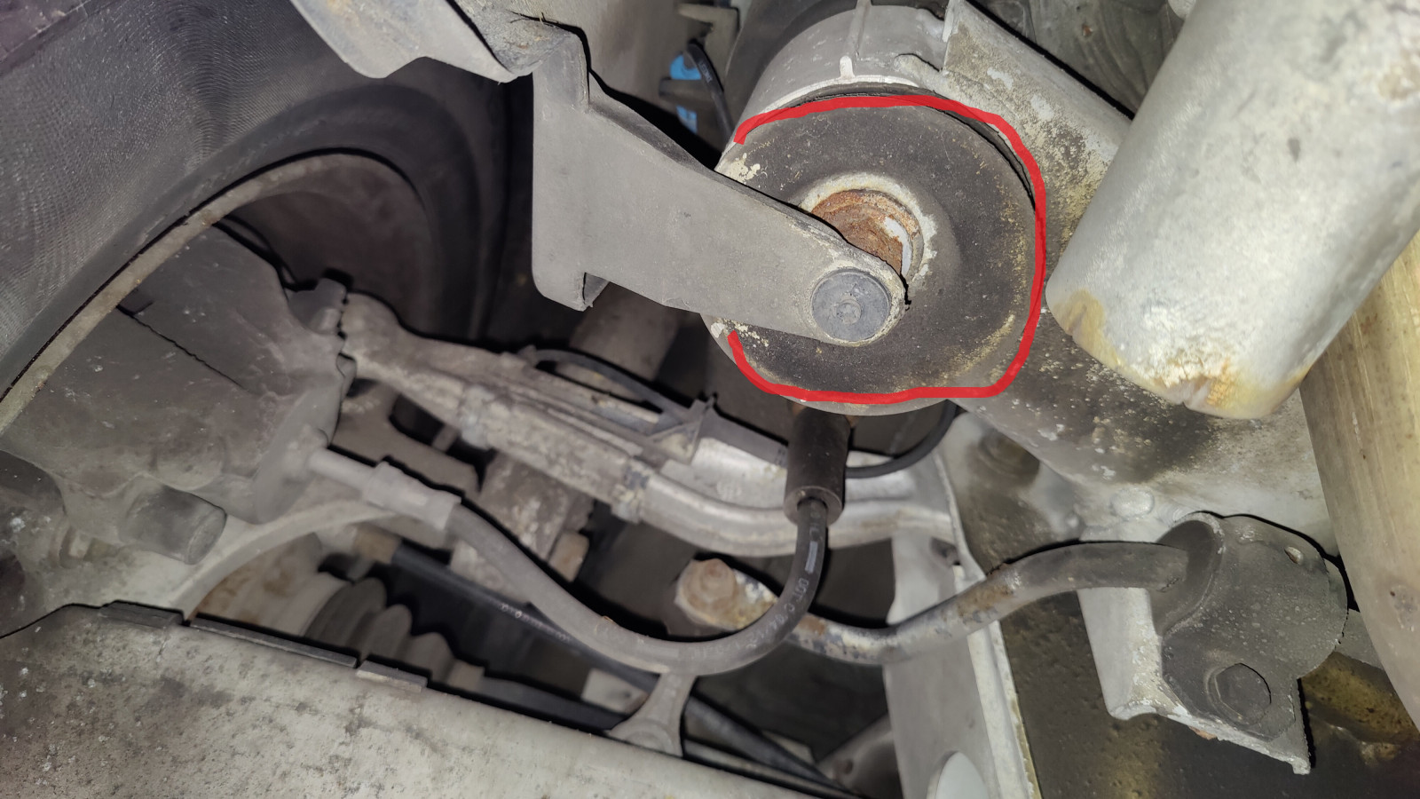 E39 richtig aufbocken auf Böcke/Stelzen :-)