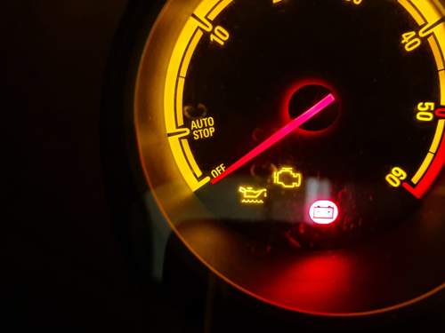 Öl Füllstand Kontrollleuchte