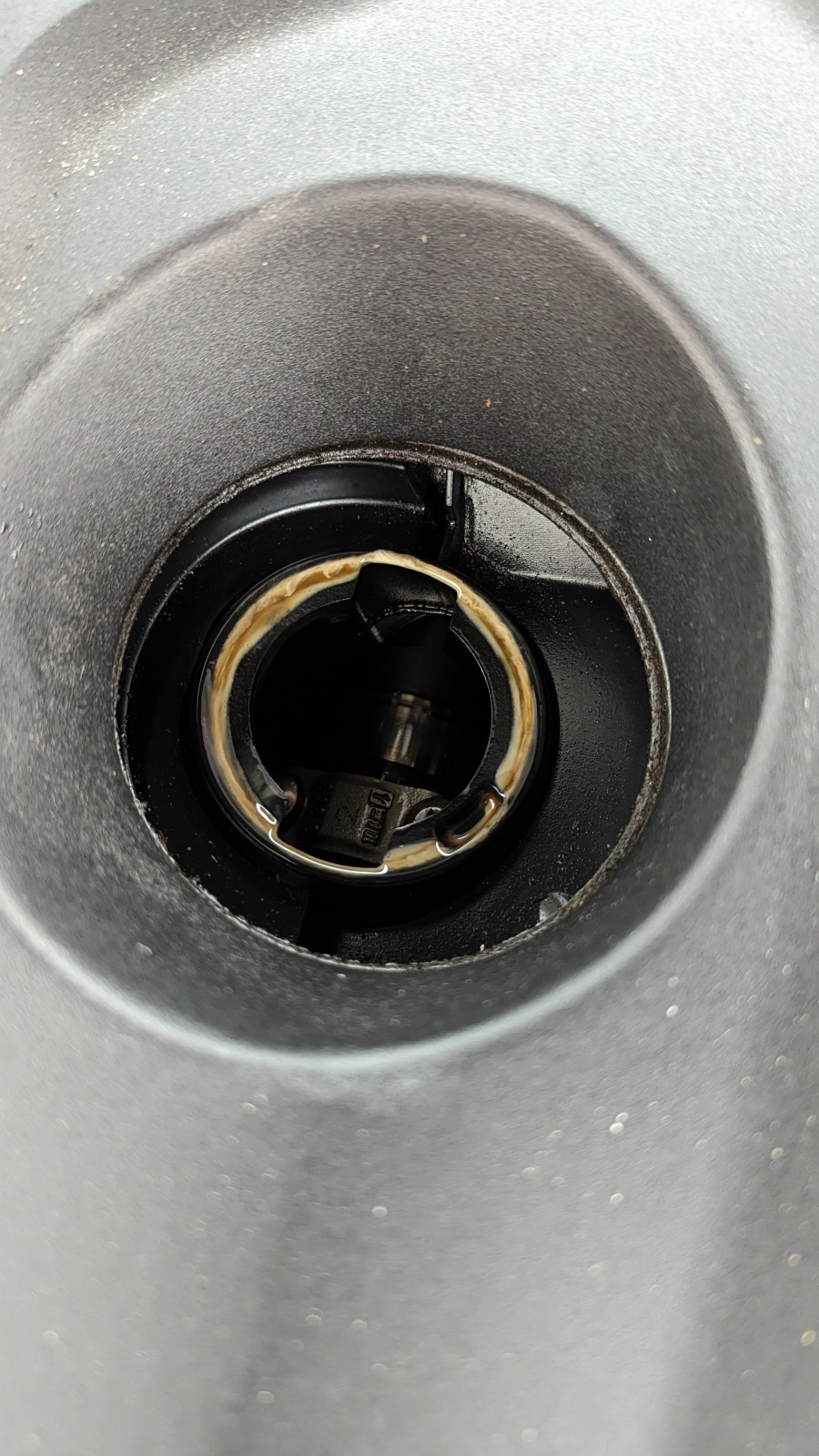 Weiße Ablagerungen Öldeckel M140i