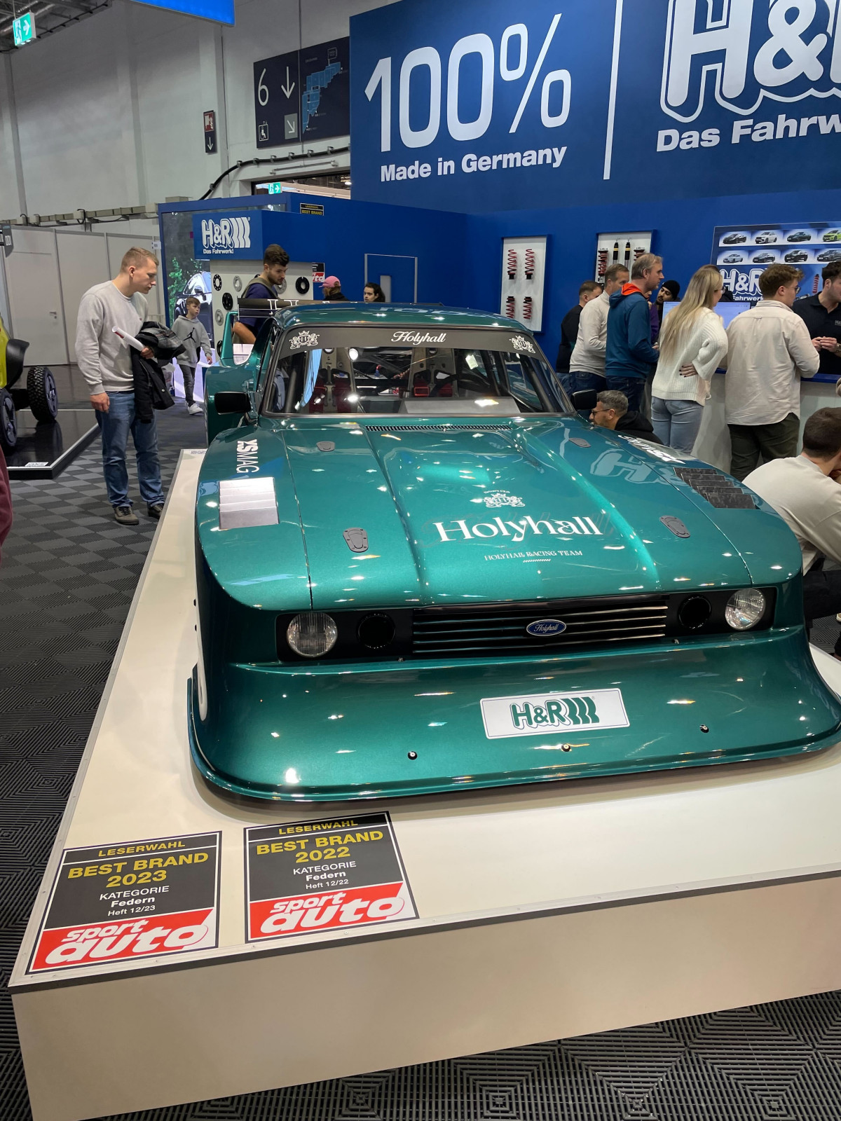 Holyhall CAPRI, Instagram: @johannes_holyhall