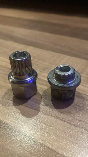 Links neu, rechts Original