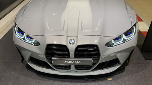 M4 Competition in M Brooklyn Grau