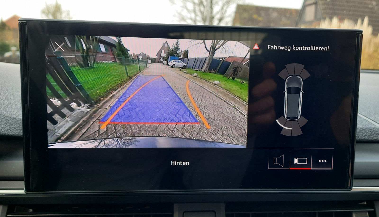 Nachrüstung: Einbau der Rückfahrkamera