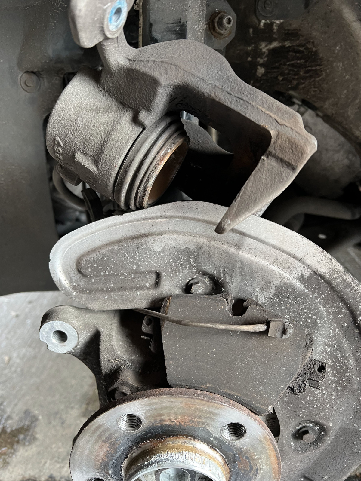 Bremsbeläge - Service-Intervall?