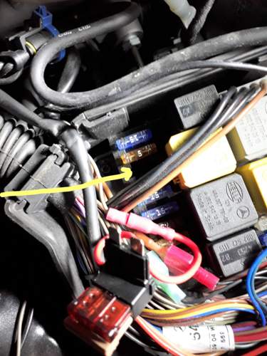 Tagfahrlicht-anschluss