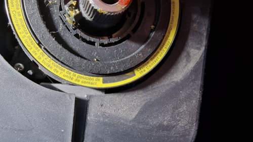 Gelbe Markierung ist nur teilweise zu sehen.jpg