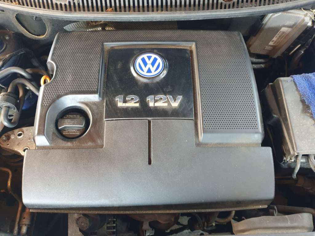 VW Fox 1,2 - passt da die Motorabdeckung vom Polo?