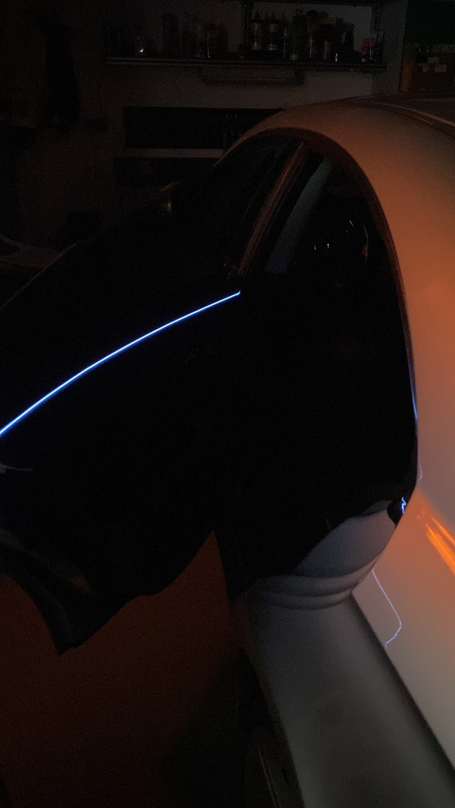 Ambientenbeleuchtung Wo anschließen?