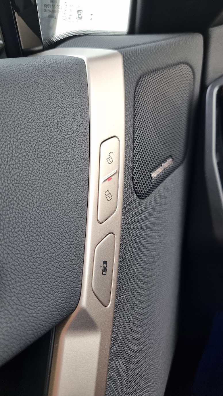 Automatisches Abschließen beim los fahren