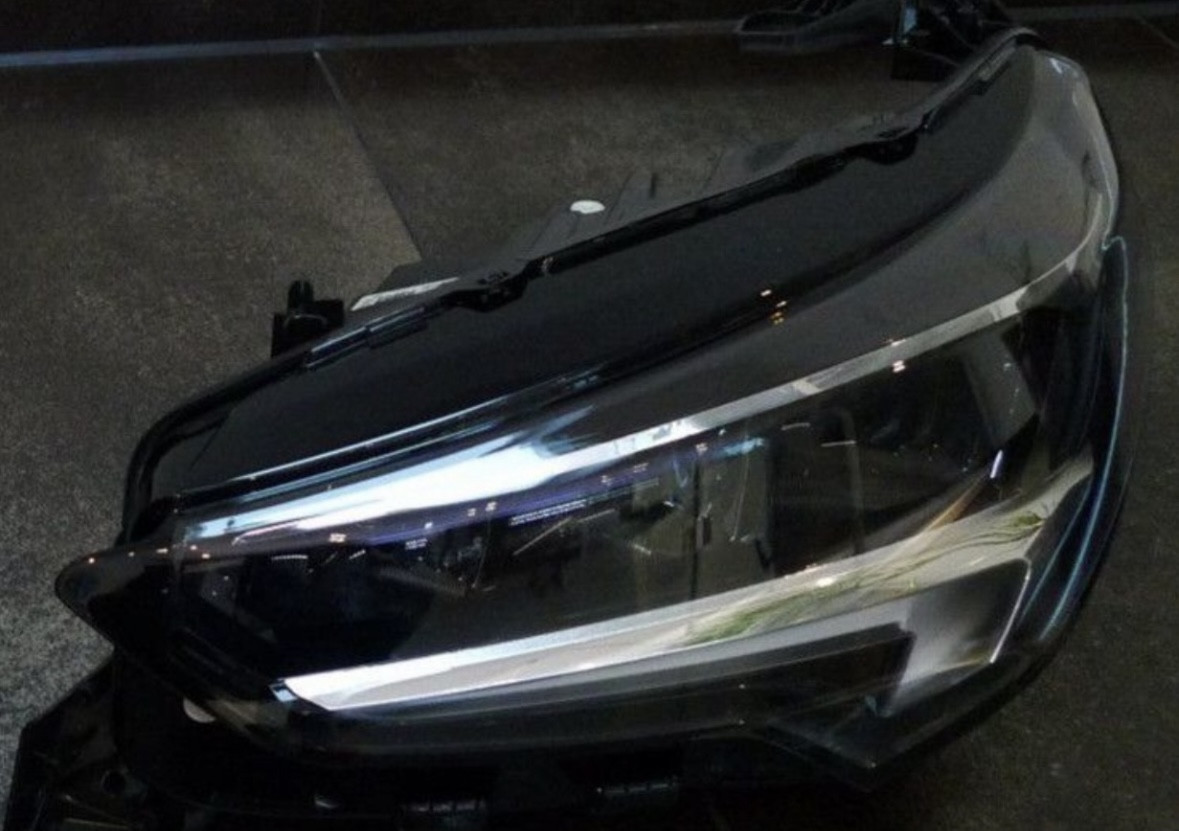 Corsa F auf Eco-LED Scheinwerfer umrüsten