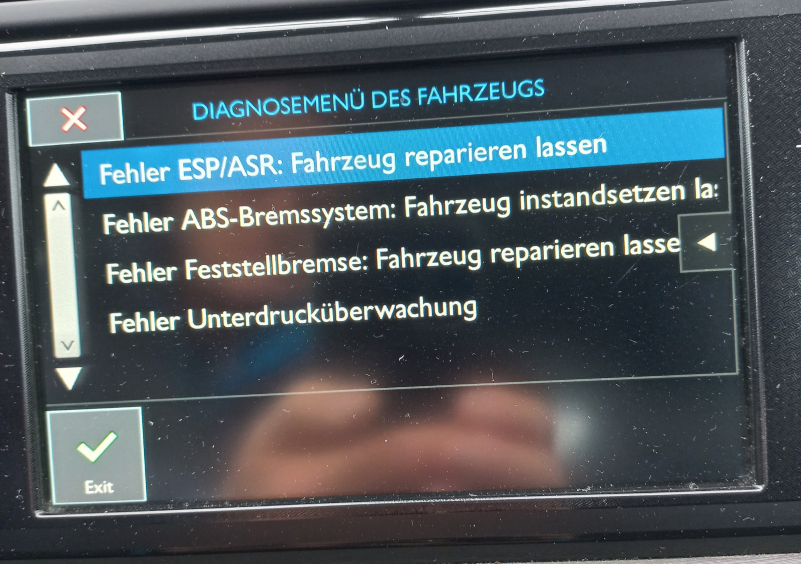 ESP/ASR, ABS Fehler, Unterdrucküberwachung, Feststellbremse und Rückfahrsicherung Fehleranzeige