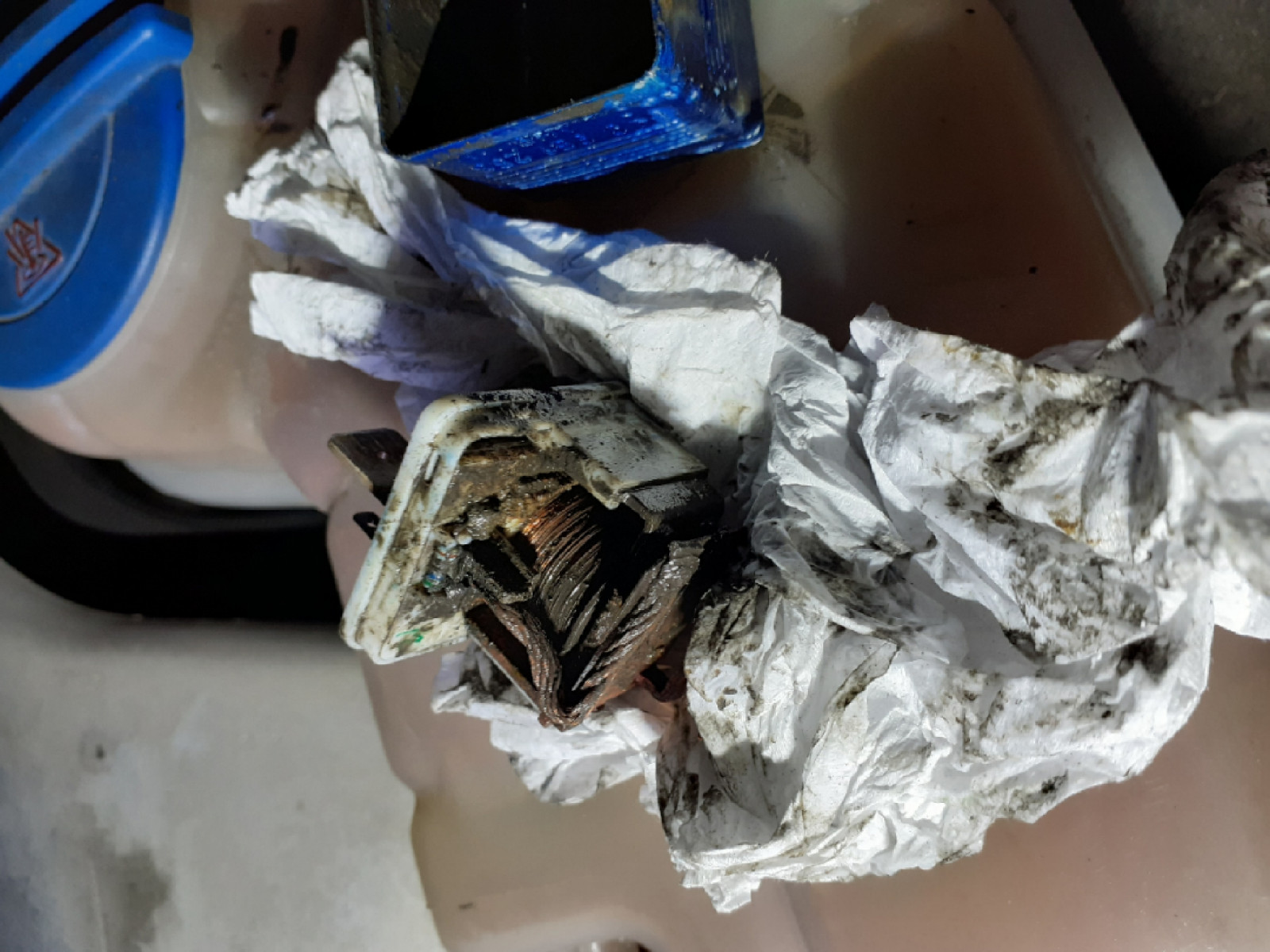 Ford Transit MK7 - keine Zündung mehr - fast alles tot.