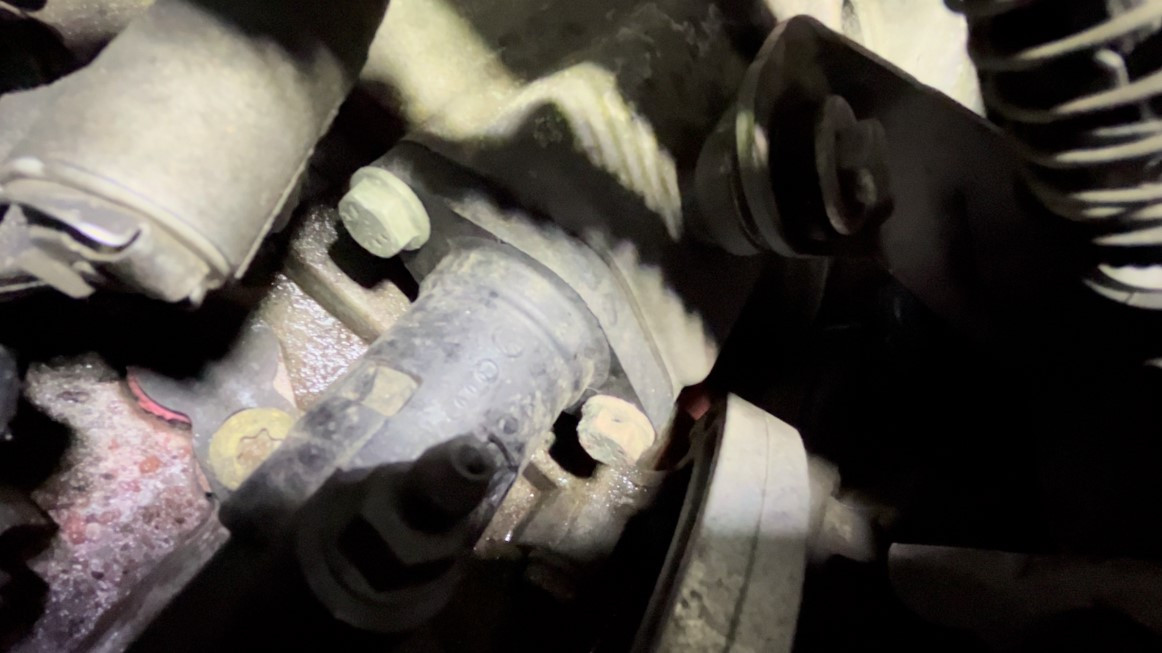 Öl am Motorblock und starker Kühlmittelverlust VW Passat 3C 2.0 FSI