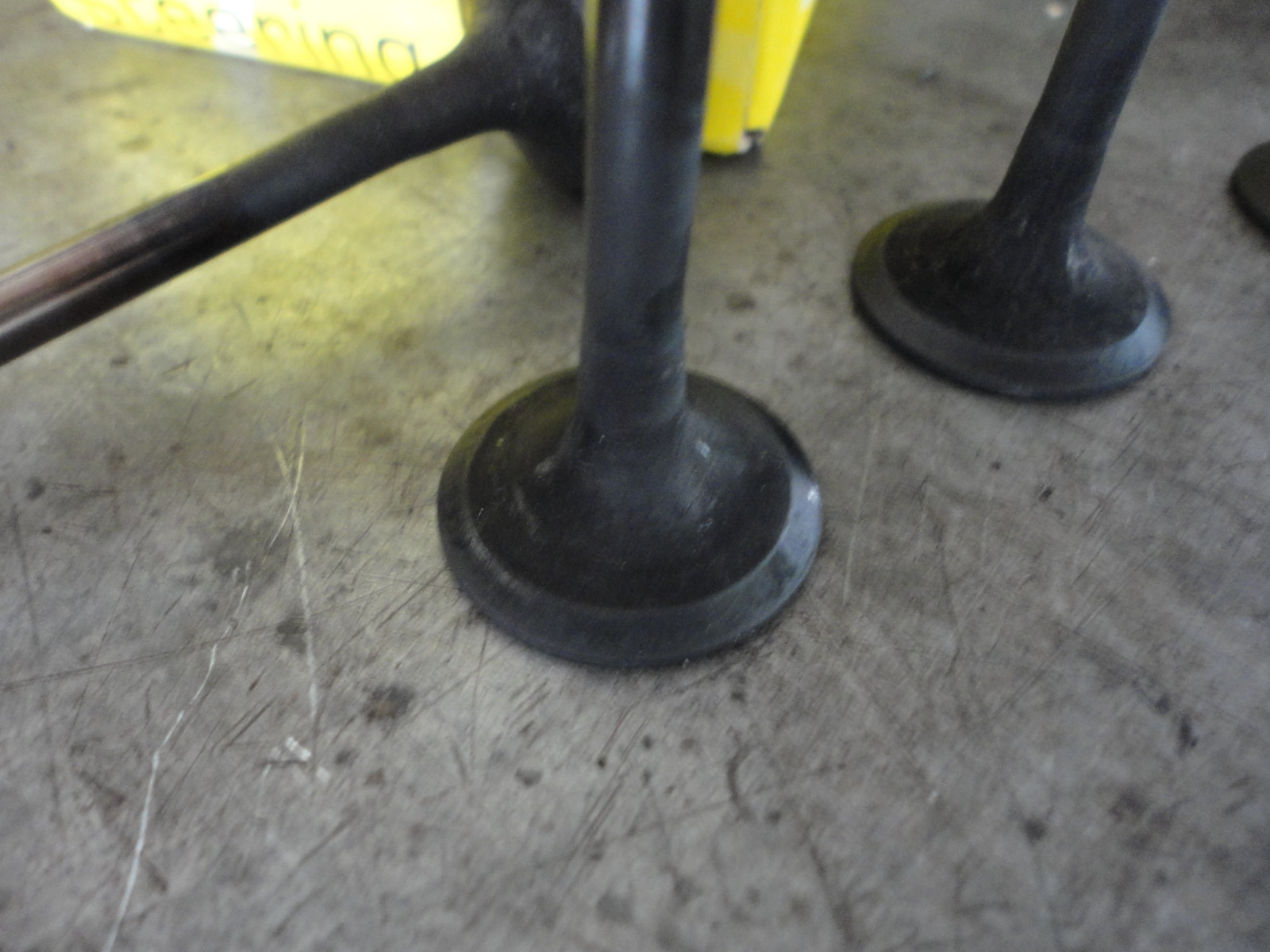 Geplatzte Zündkerze Opel Crossland 28500km, 23 Monate alt