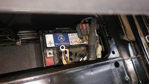 Oberhalb Sicherung oder auch Relais?