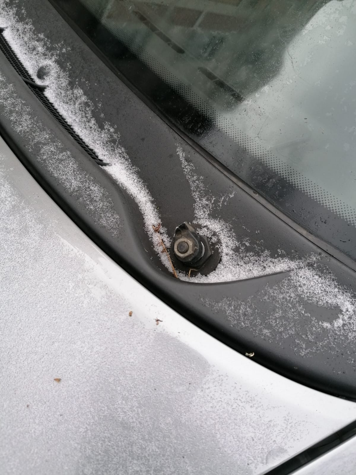 Der Schrottplatz - Spiegelsymmetrisch des Showrooms