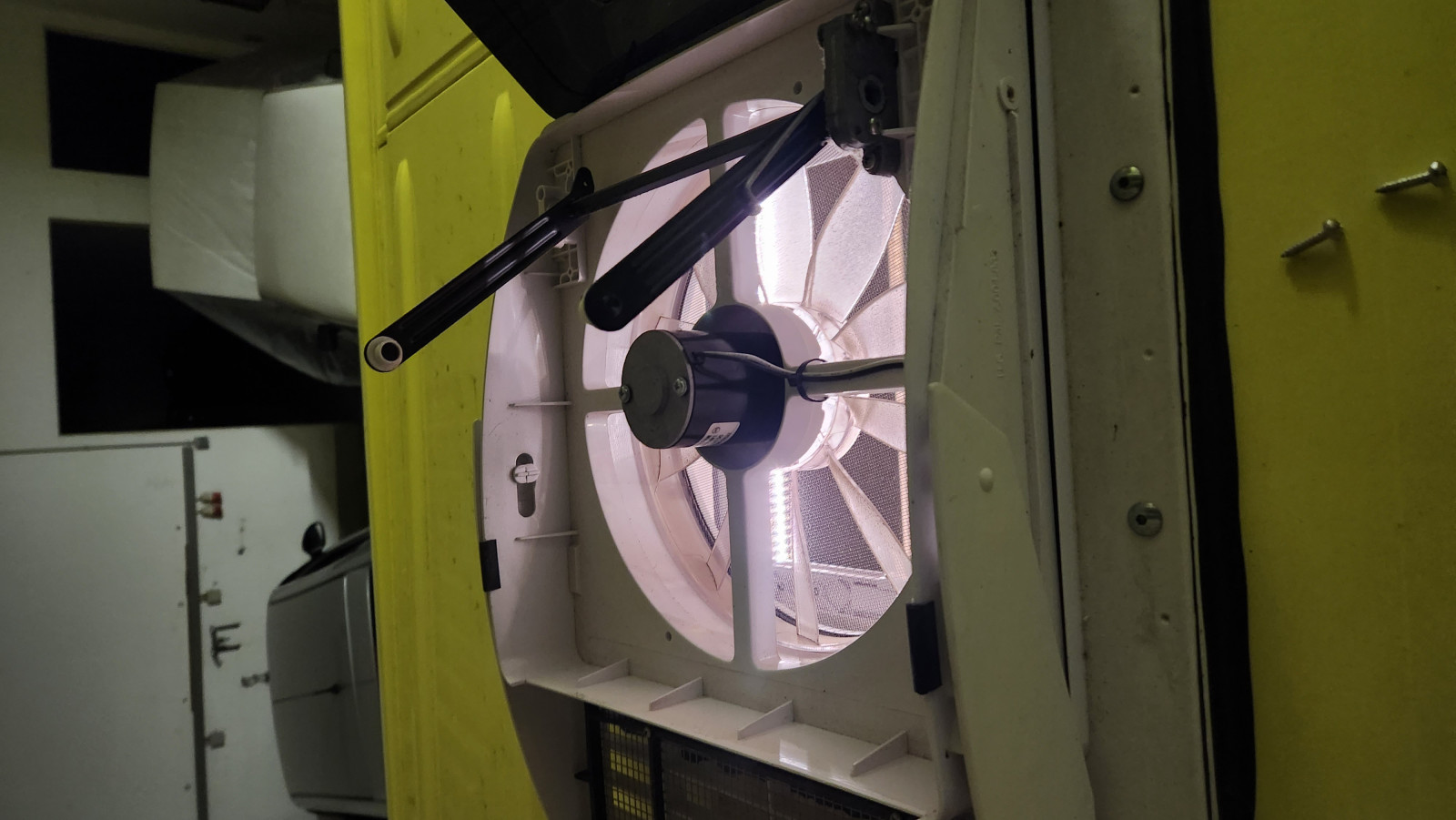 Crafter-Umbau/Ausbau zum Wohnmobil