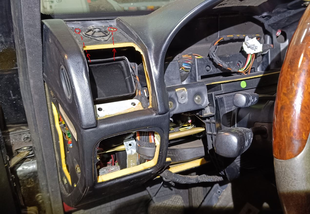 Austausch Lüftungsgitter im Armaturenbrett - W463 BJ. 2002