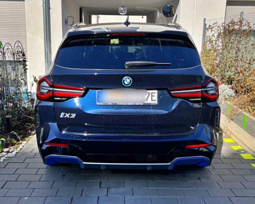 BMW iX3