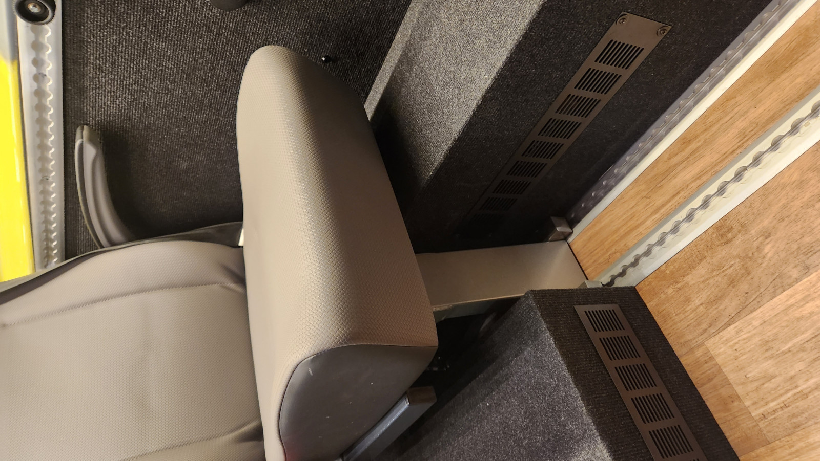 Crafter-Umbau/Ausbau zum Wohnmobil