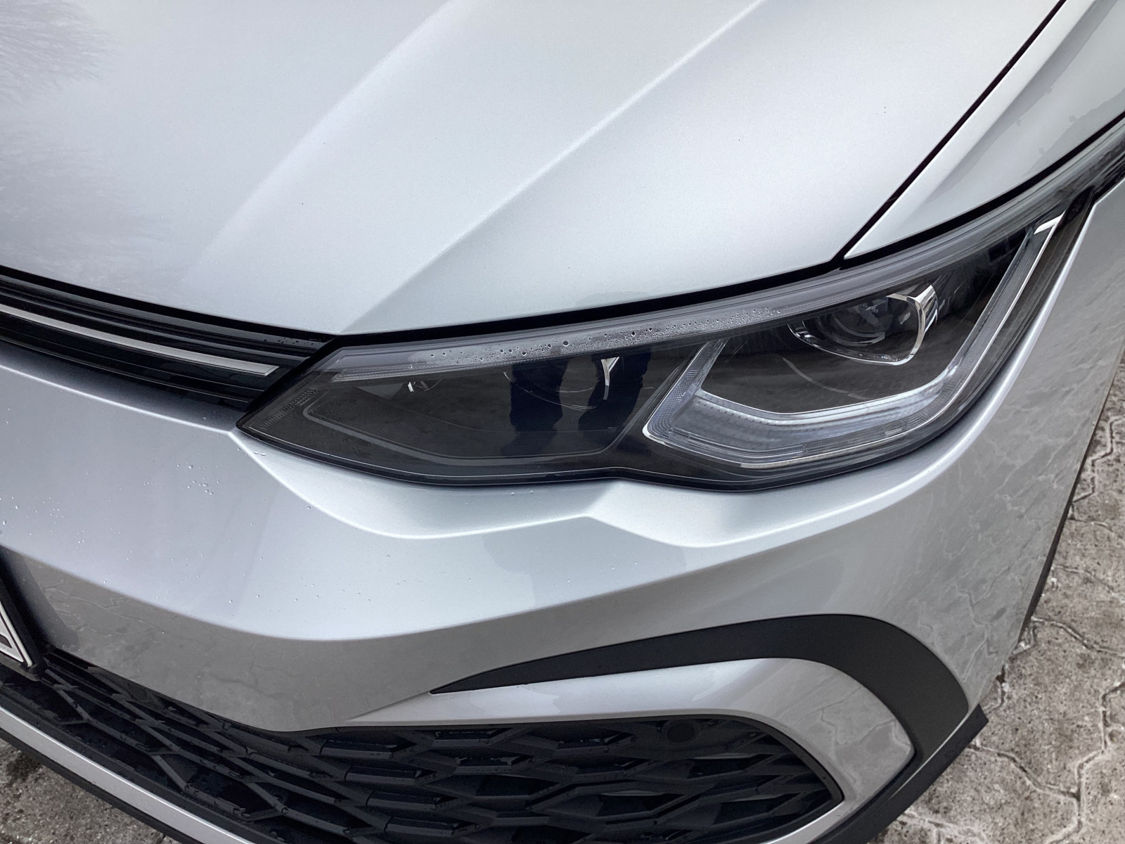 Scheinwerfer innen beschlagen / - Tropfenbildung