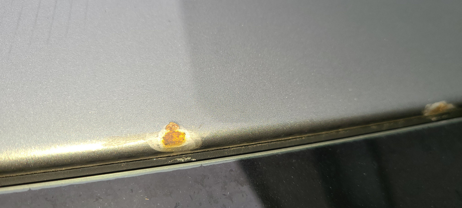 Wie rostflecken behandeln an der Windschutzscheibe?