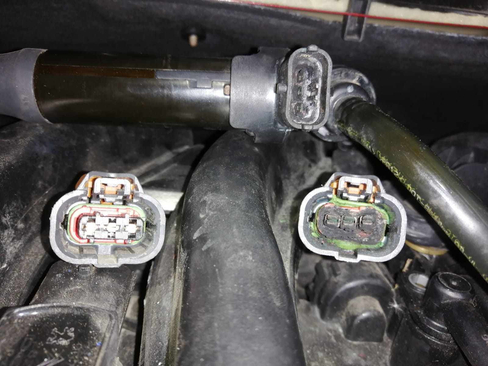 Zündspulen Stecker C3-III verkokelt - suche Ersatz