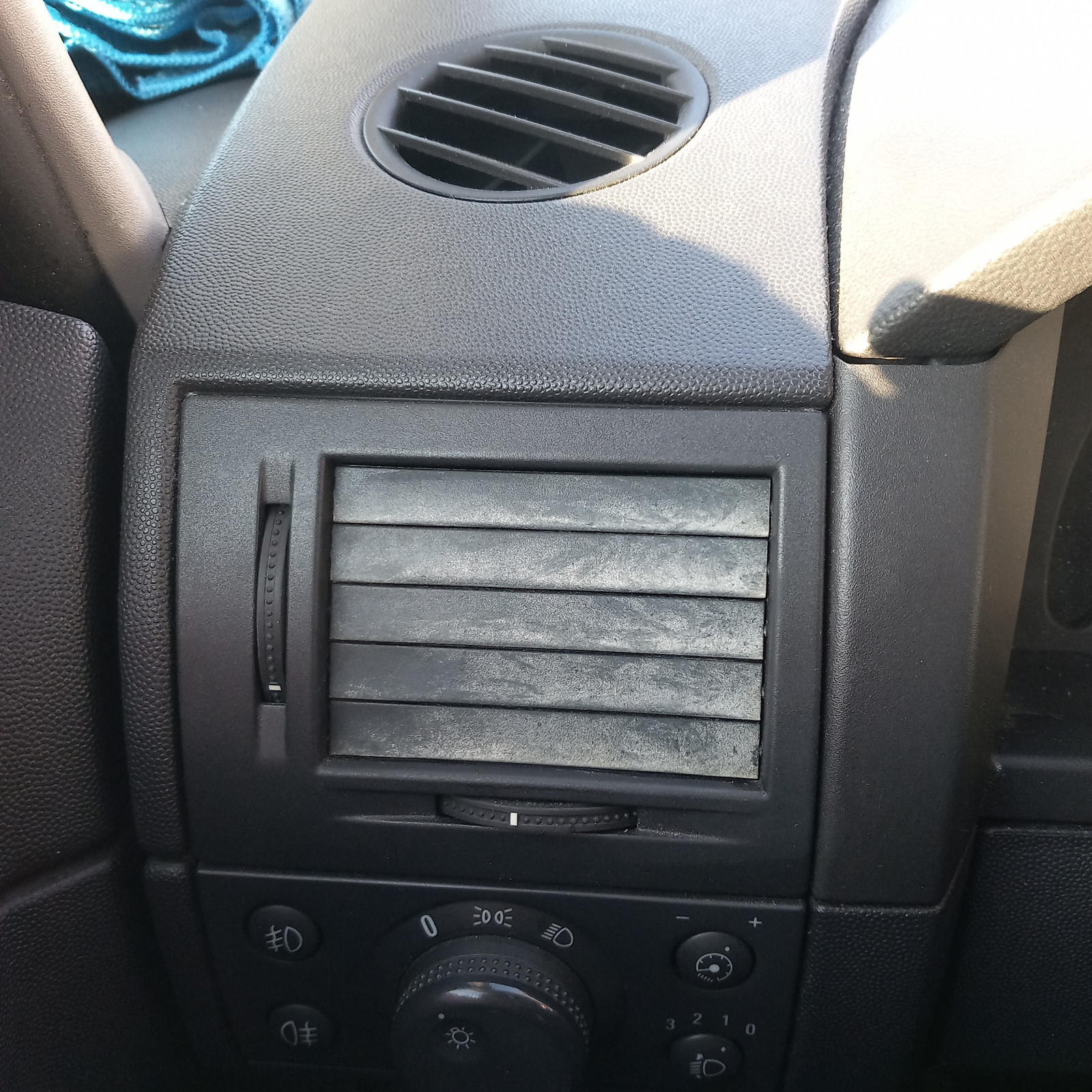 Lüftungsschlitze erneuern