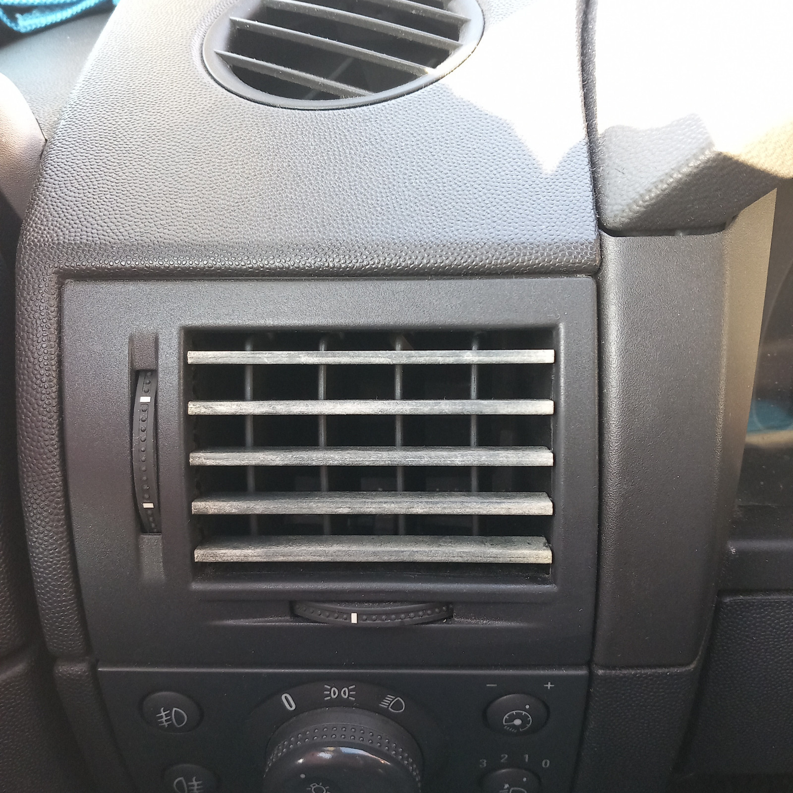 Lüftungsschlitze erneuern