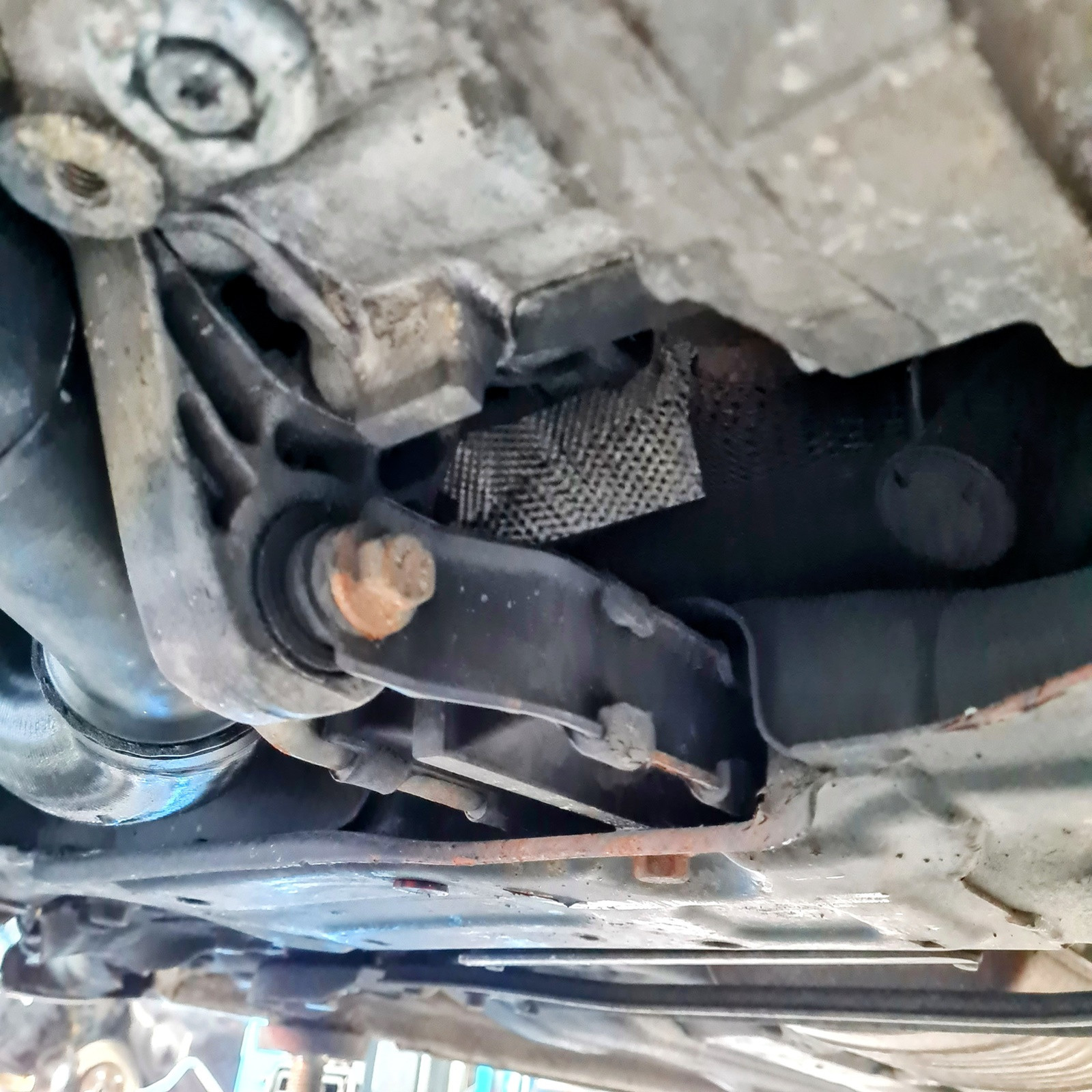 Das alte Kissen im eingebauten Zustand