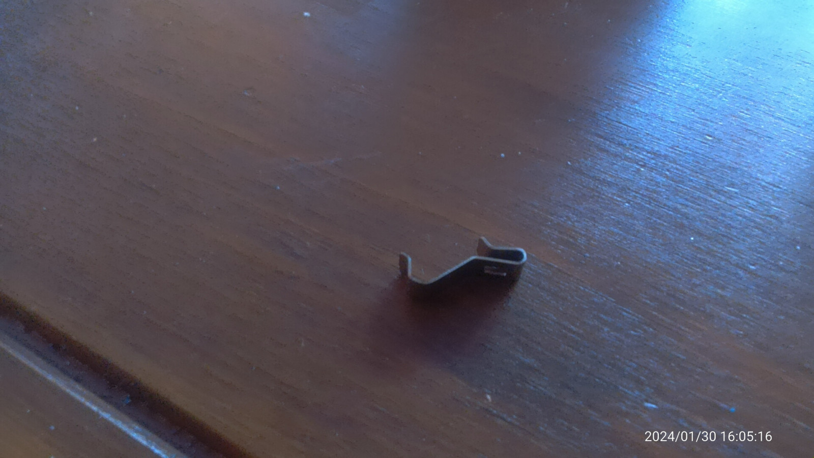 Klammern im Fußraum