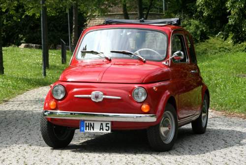 Fiat 500: Klassische "Knutschkugel" und heute ein gesuchter Oldtimer