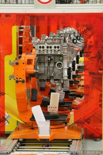 2011-11-16-fordecoboost-hallw-06