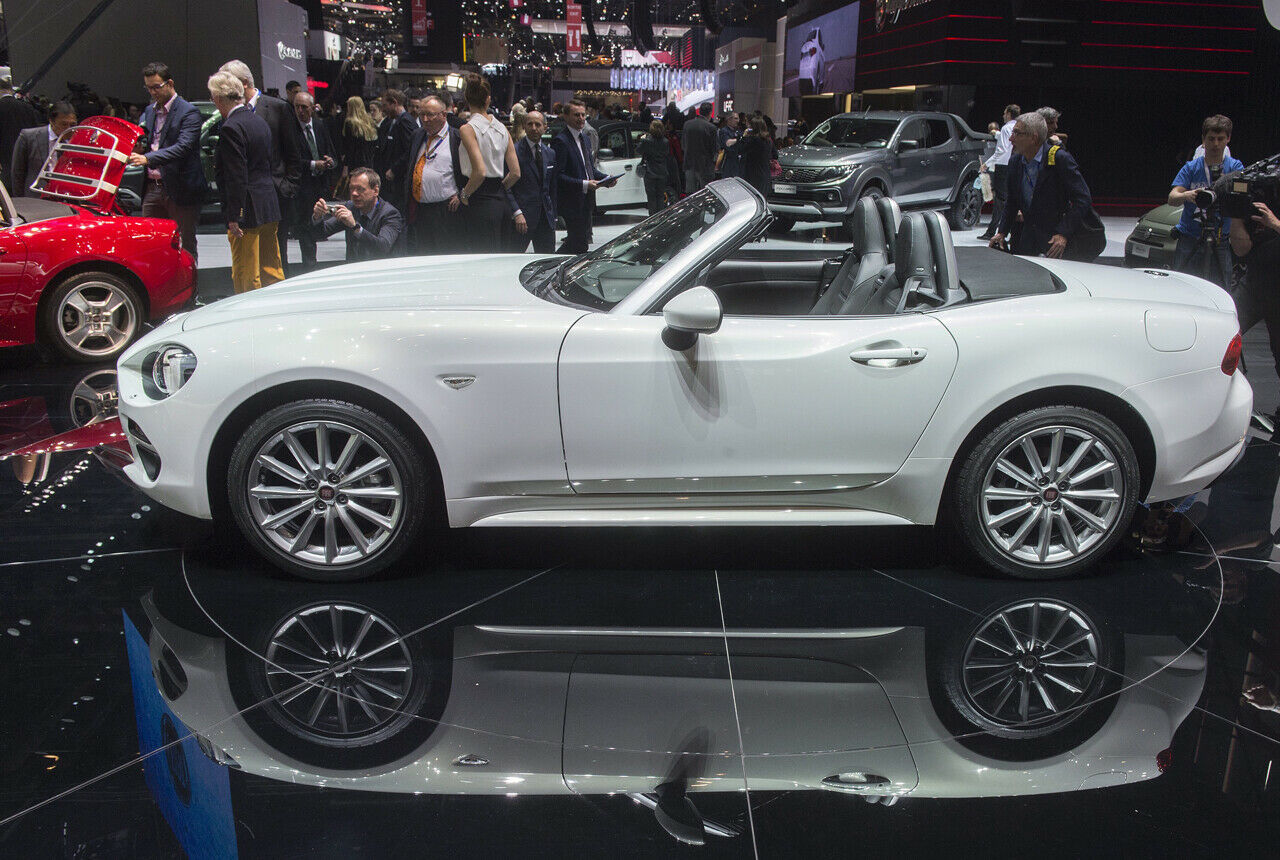 Der 1,4-Liter-Motor im Fiat 124 Spider leistet 140 PS