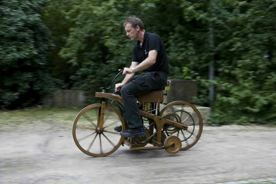 Daimler Reitwagen