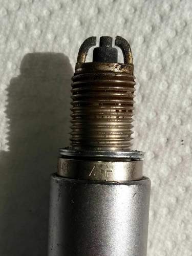 Golf4 1,6AKL Kerze Zylinder 3 neu